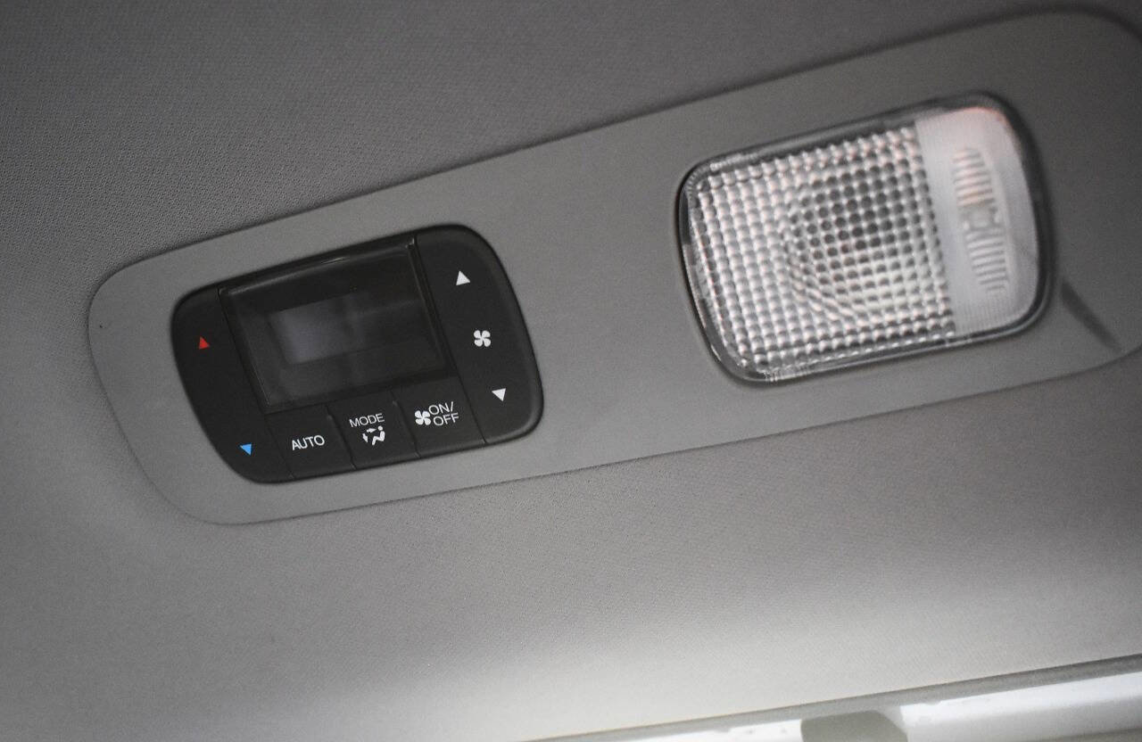 Used 2018 Honda Odyssey Elite image 49