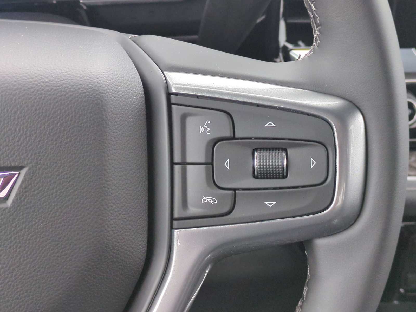 New 2026 Chevrolet Silverado 2500 LTZ w/ LTZ Convenience Package AWD/4WD image 16