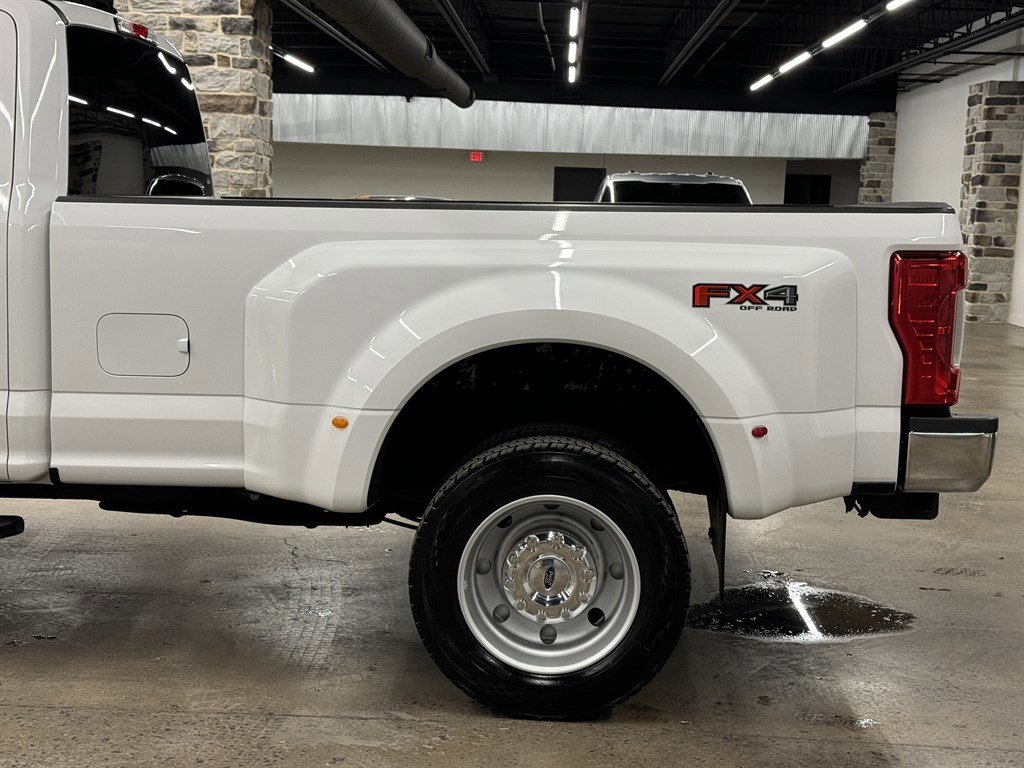 Used 2019 Ford F450 XL w/ Power Equipment Group image 8