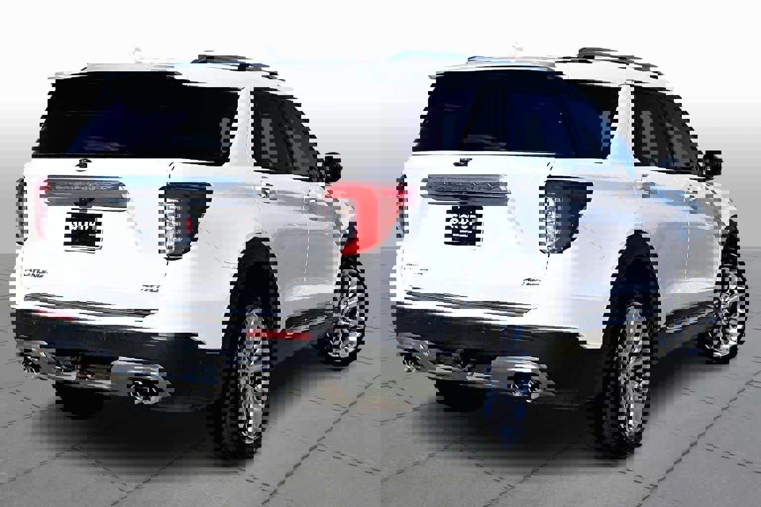 Used 2021 Ford Explorer Platinum w/ Equipment Group 601A image 12