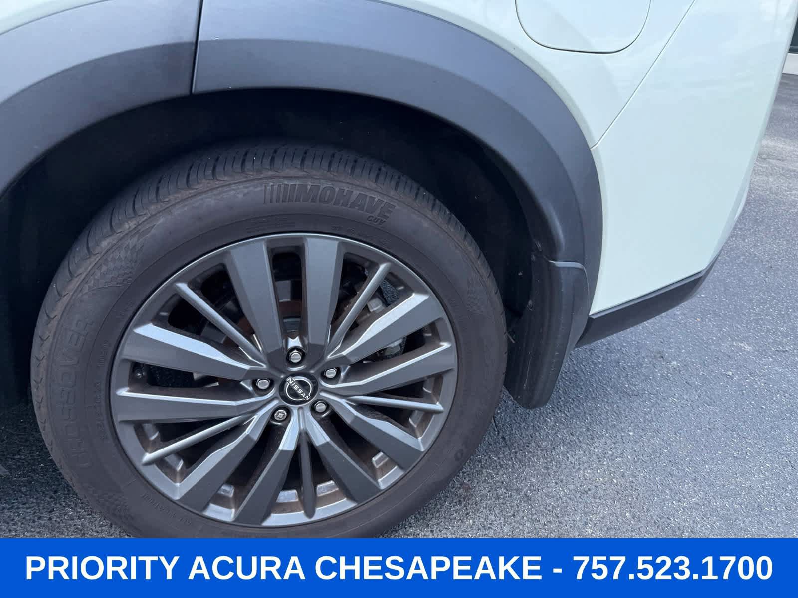 Used 2022 Nissan Pathfinder SL w/ SL Premium Package FWD image 2