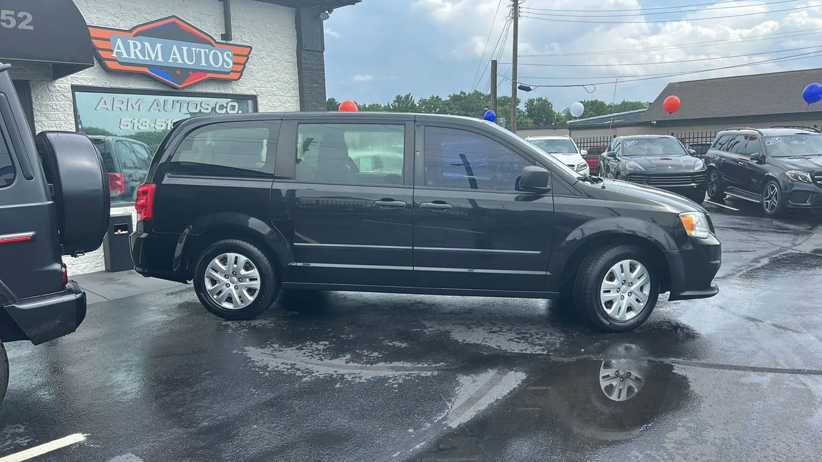 Used 2014 Dodge Grand Caravan American Value Package FWD image 4
