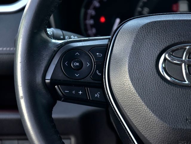 Used 2019 Toyota RAV4 Limited w/ Advanced Technology Package image 20