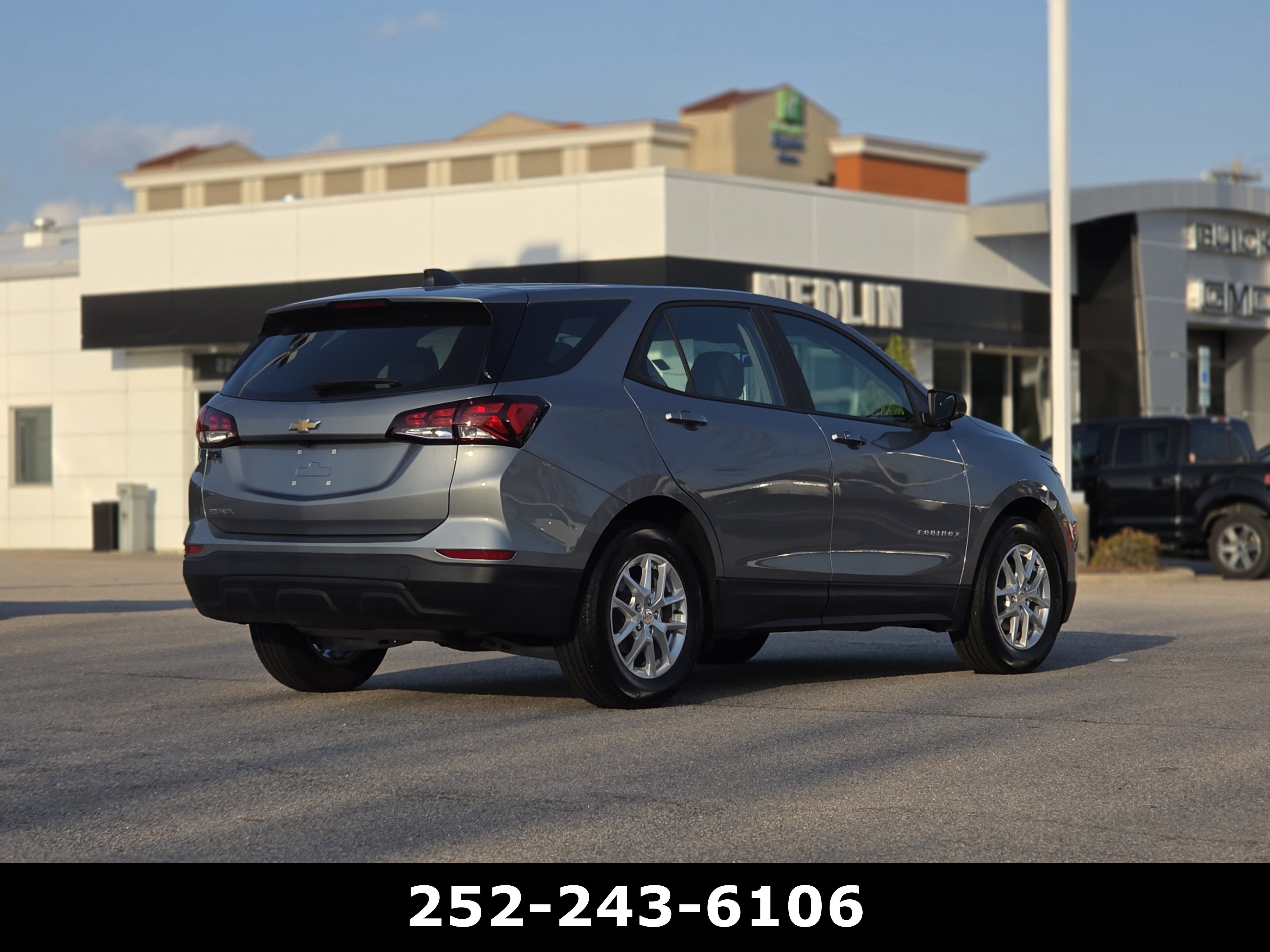 Used 2024 Chevrolet Equinox LS FWD image 6