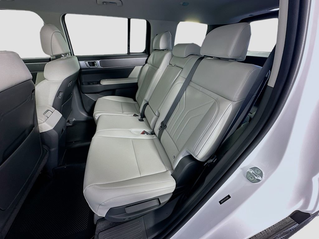 New 2026 Hyundai Santa Fe SEL image 16