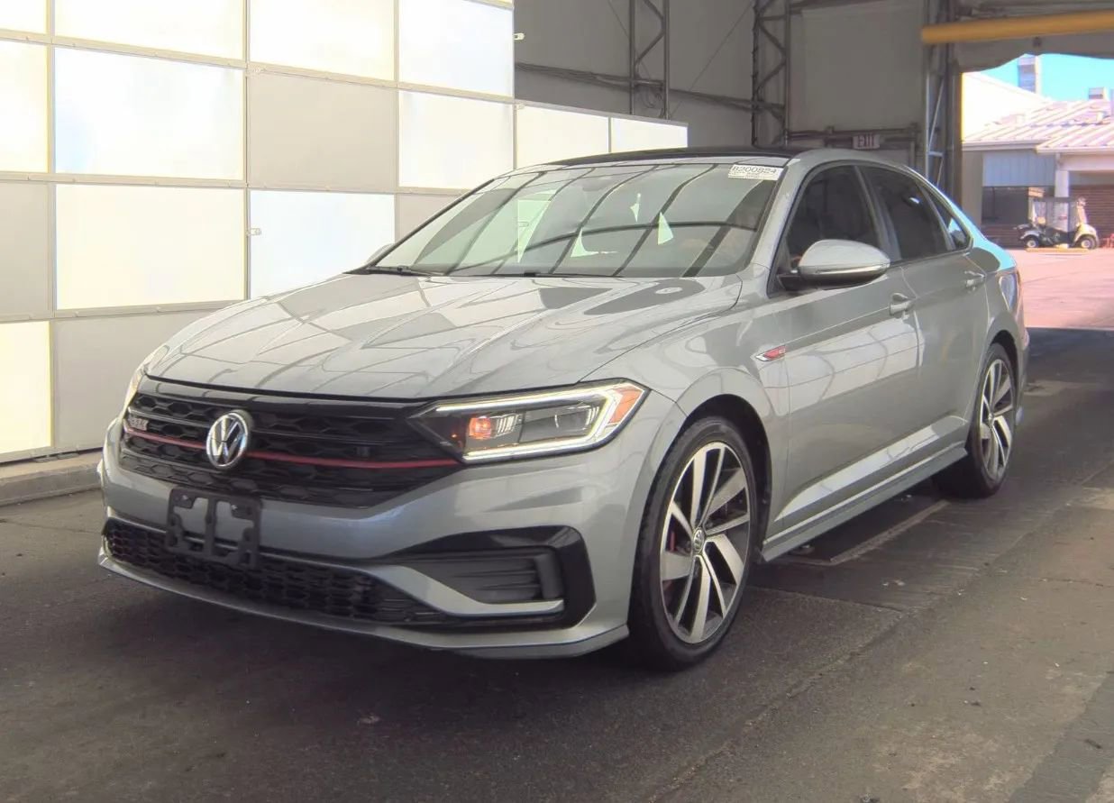 Used 2021 Volkswagen Jetta GLI Autobahn FWD image 46