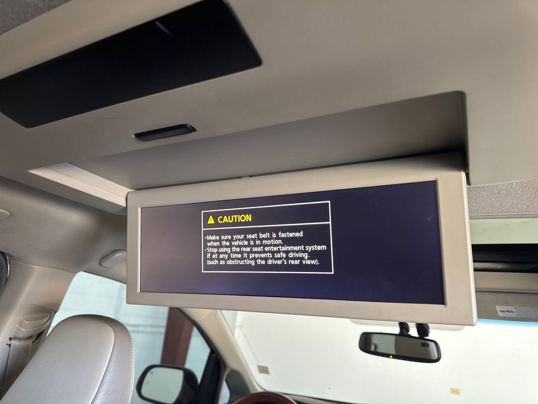 Used 2013 Toyota Sienna Limited w/ Premium Pkg image 19