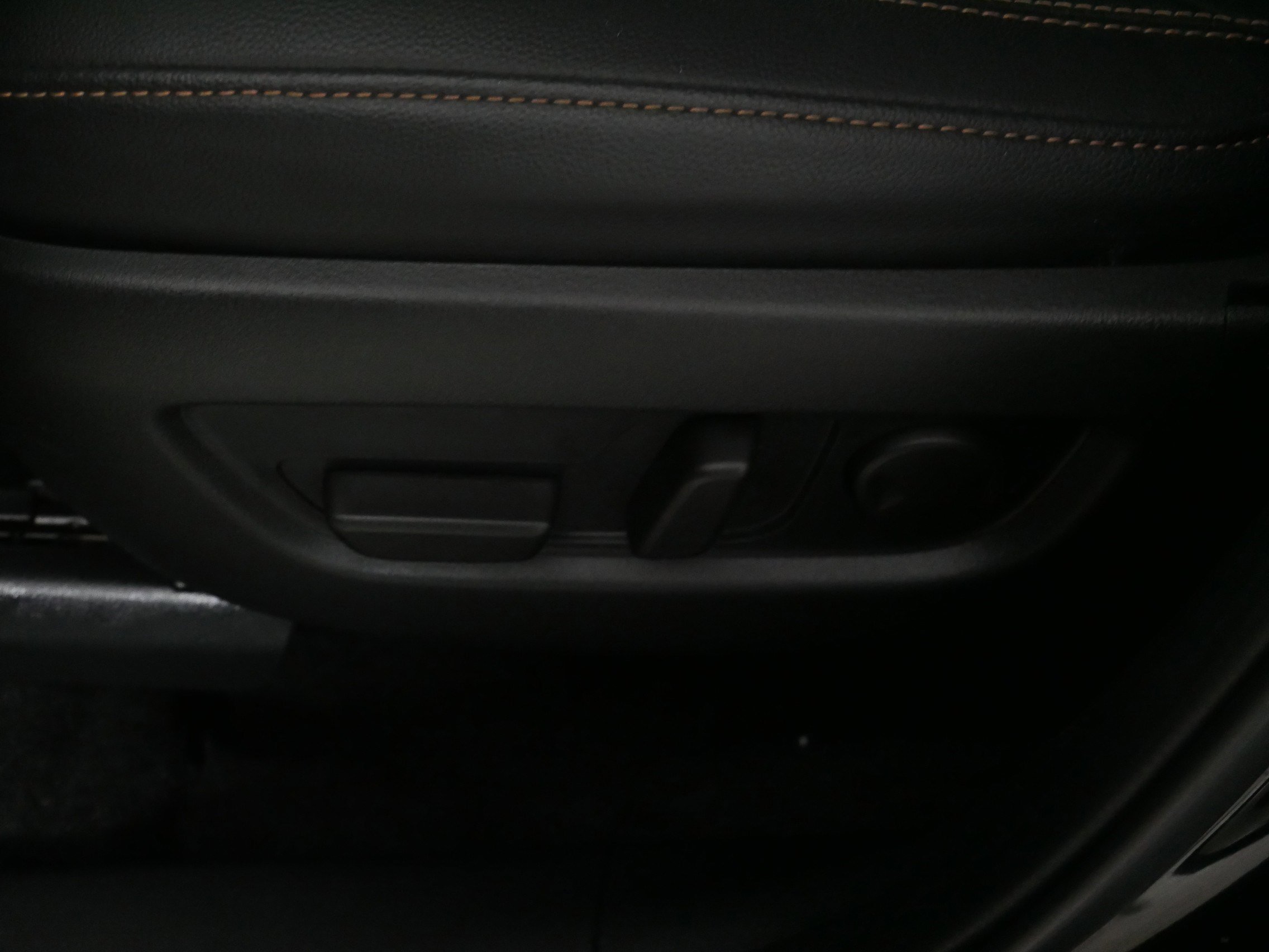 Certified 2025 MAZDA CX-70 3.3 Turbo w/ Preferred Package image 20