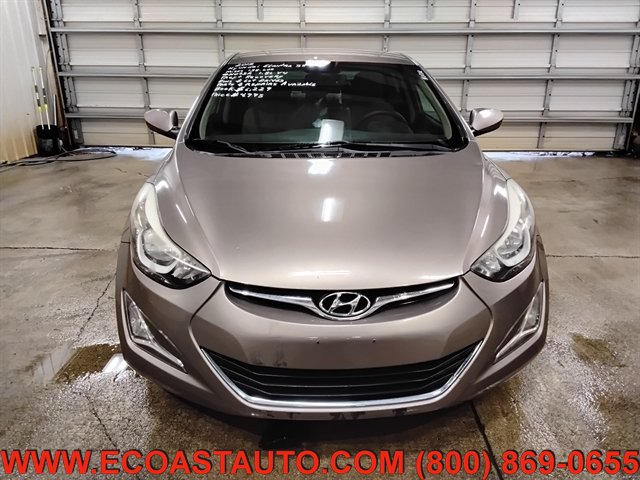 Used 2015 Hyundai Elantra SE w/ Option Group 02 FWD image 7
