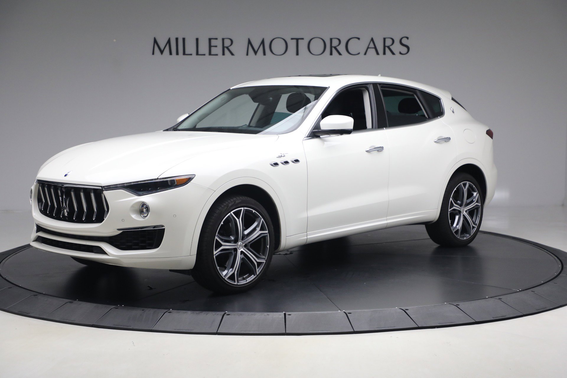 Certified 2022 Maserati Levante GT image 1