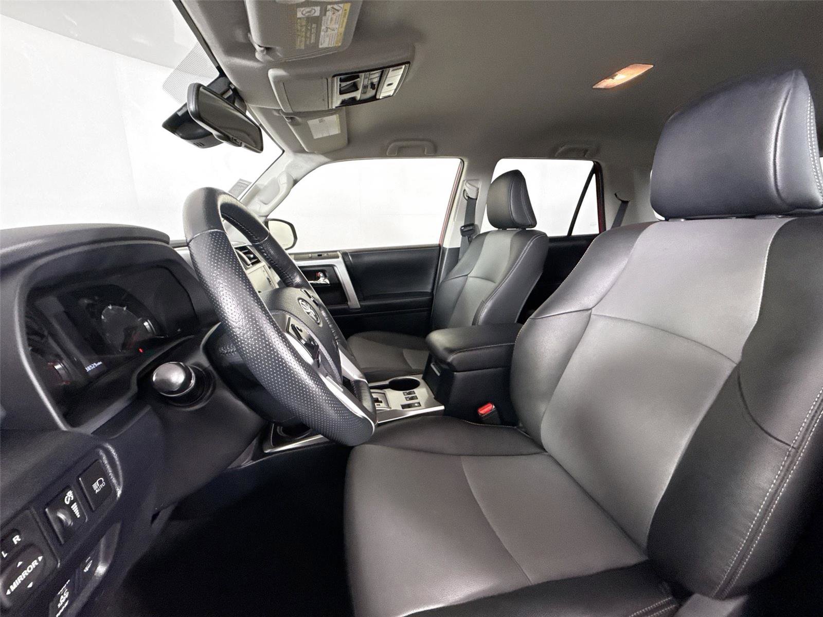 Certified 2024 Toyota 4Runner SR5 Premium image 3