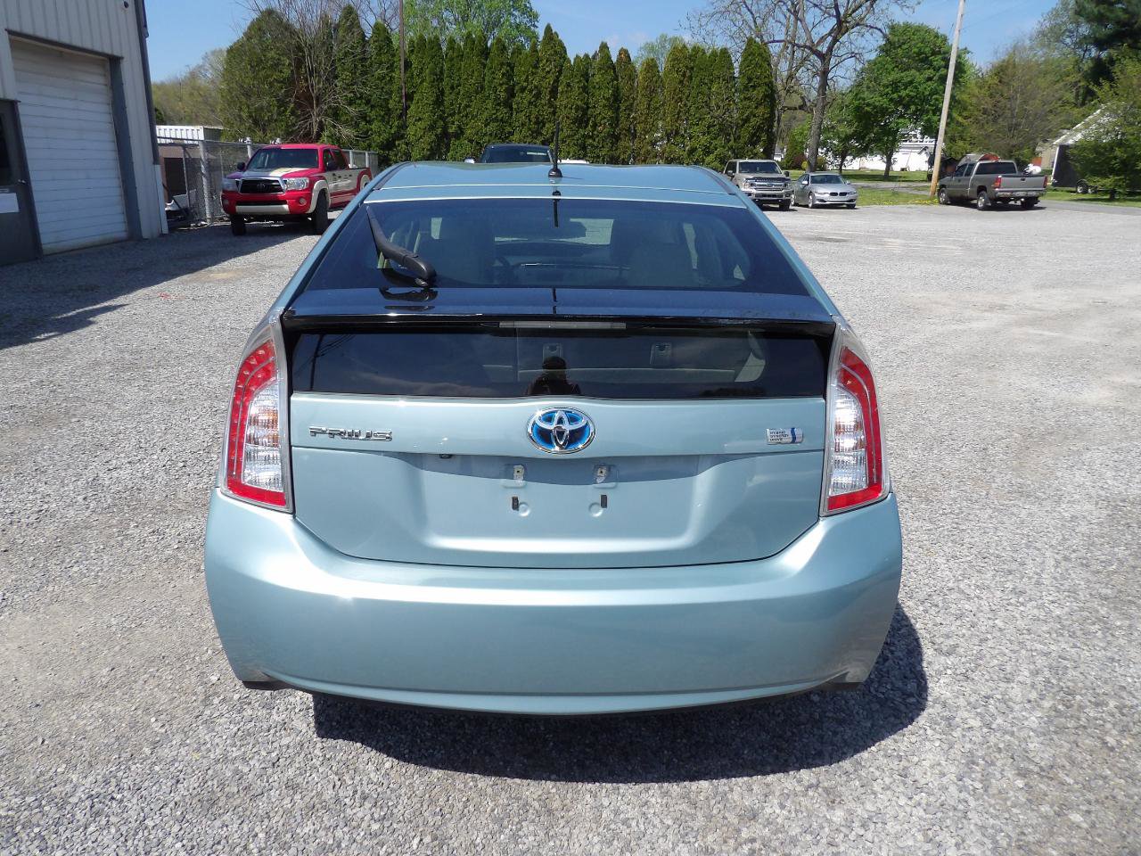 Used 2015 Toyota Prius Two FWD image 4