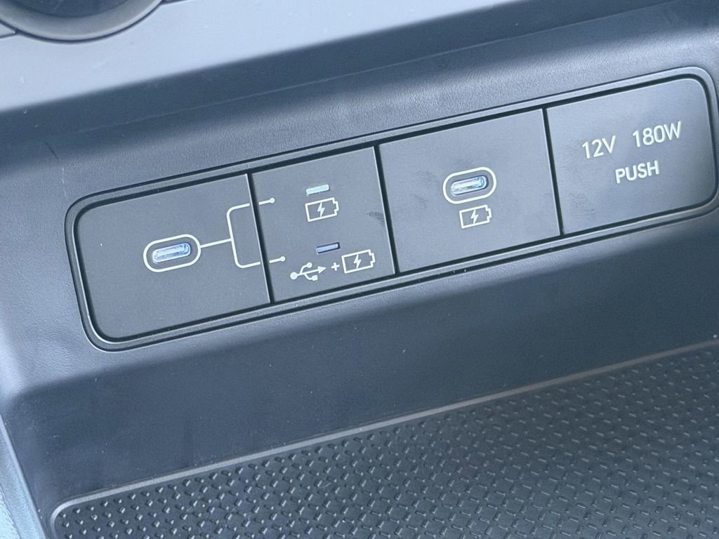 New 2026 Hyundai Tucson SE image 19