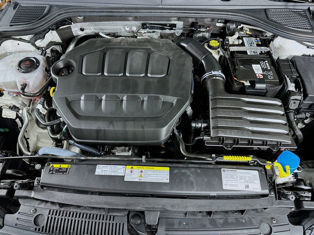 Used 2023 Volkswagen GTI SE image 38