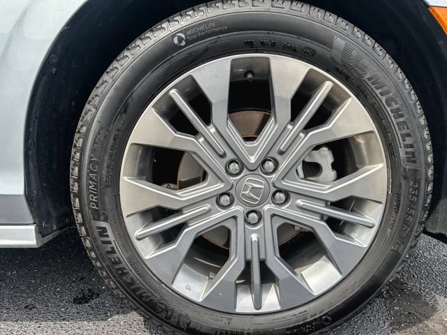 Used 2025 Honda Odyssey Touring image 11