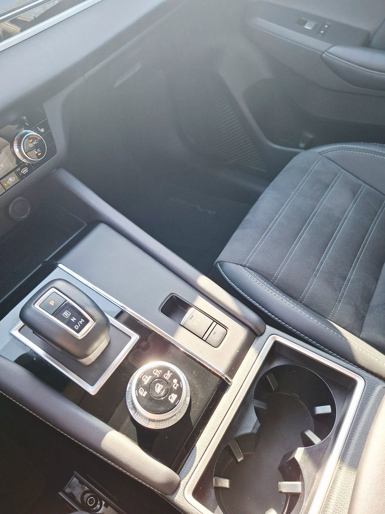 Used 2024 Mitsubishi Outlander Ralliart AWD/4WD image 20