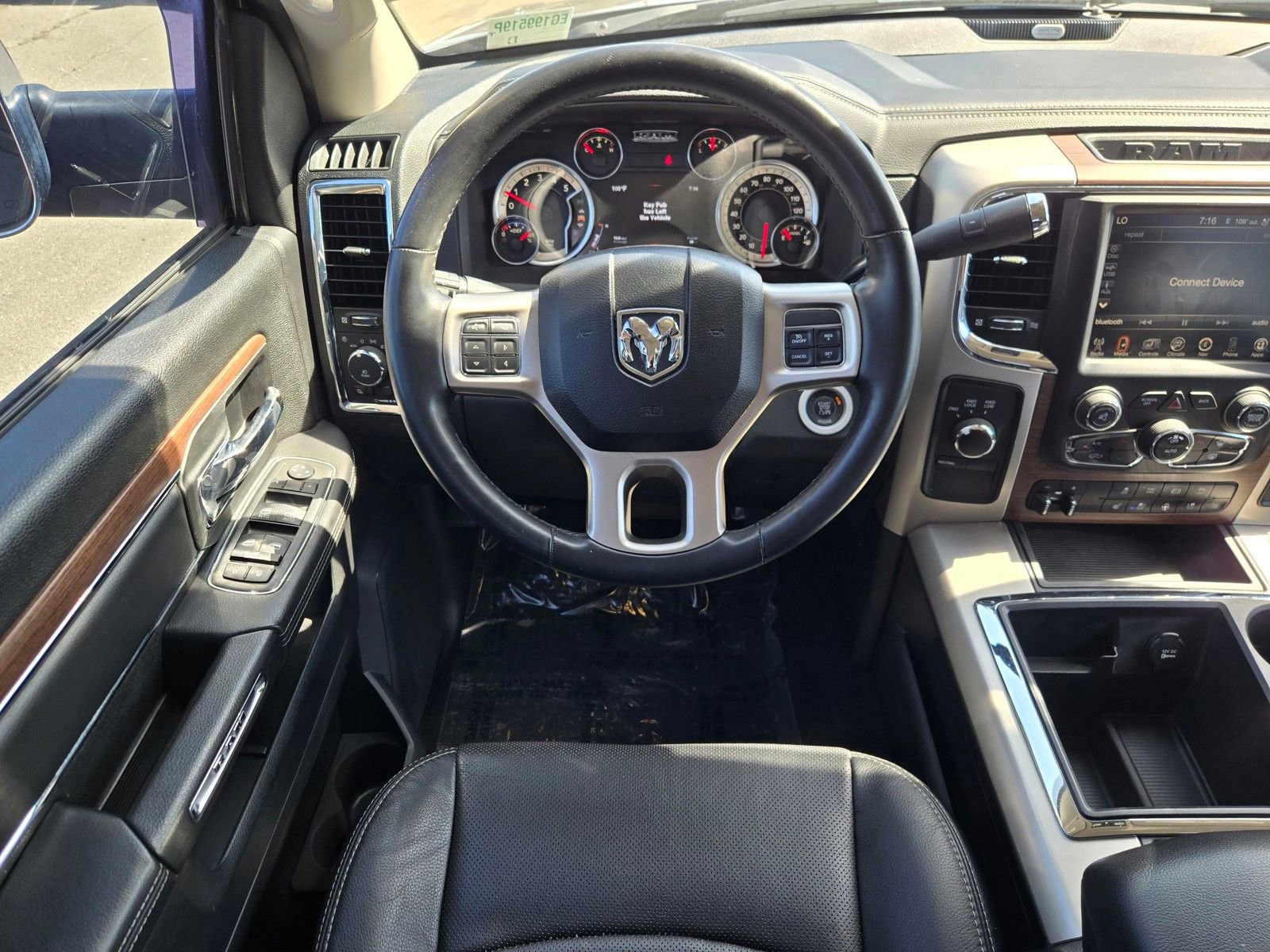 Used 2014 RAM 2500 Laramie w/ Convenience Group image 10