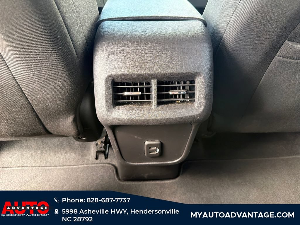 Used 2024 Chevrolet Equinox LT AWD/4WD image 30