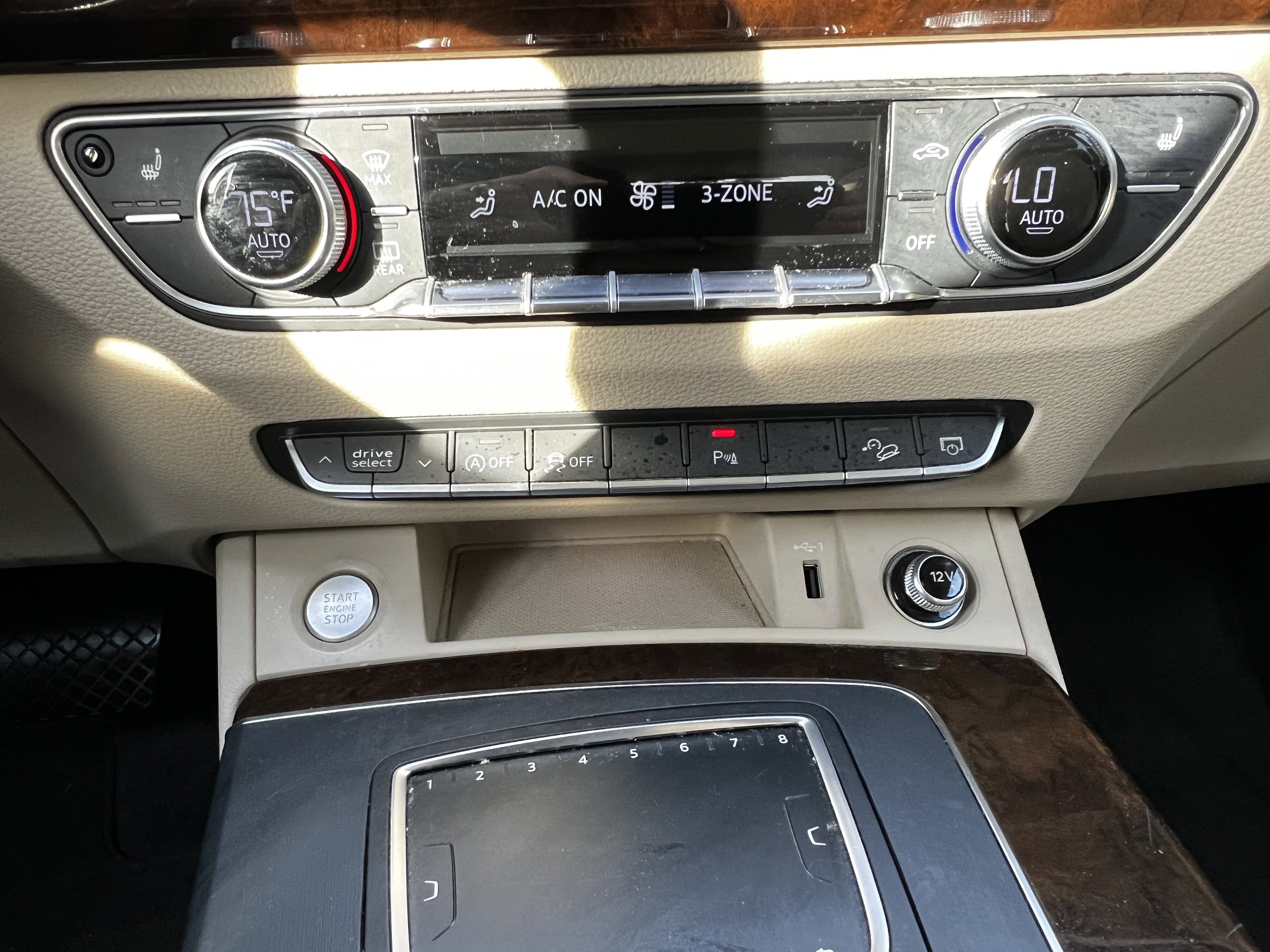 Used 2018 Audi Q5 2.0T Premium Plus w/ Premium Plus Package image 27