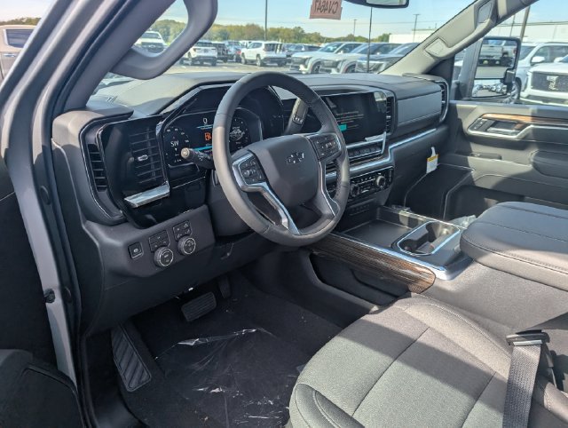New 2026 Chevrolet Silverado 3500 LT w/ Trail Boss Package AWD/4WD image 13