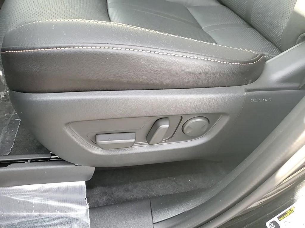 New 2025 MAZDA CX-70 3.3 Turbo w/ Premium Package image 14