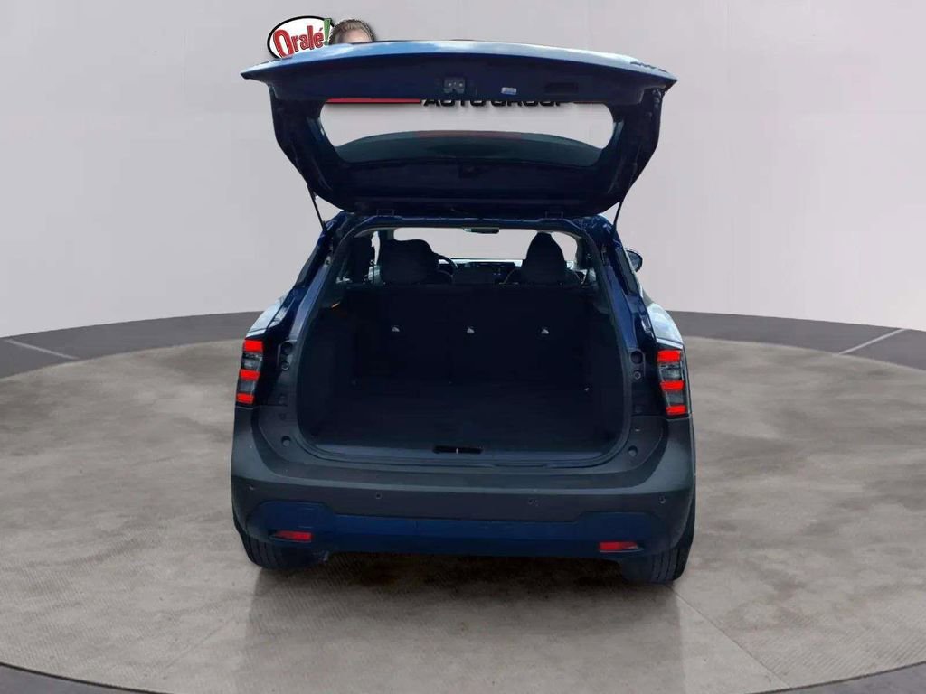 Used 2025 Nissan Kicks S image 19