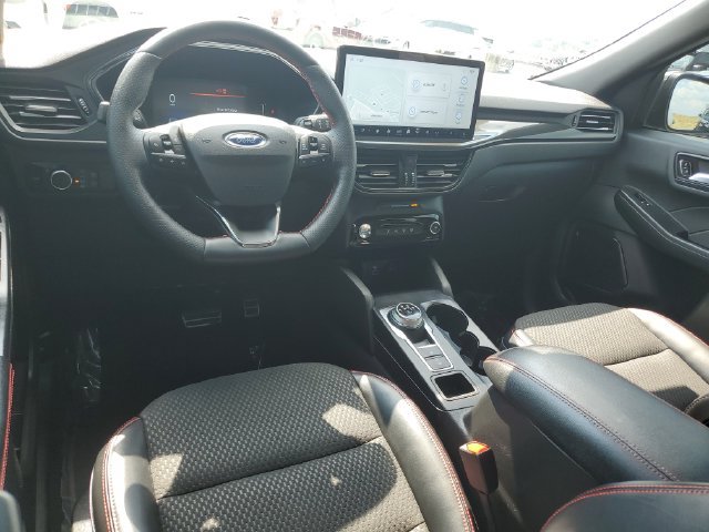 Used 2023 Ford Escape ST-Line w/ Tech Pack #1 AWD/4WD image 11