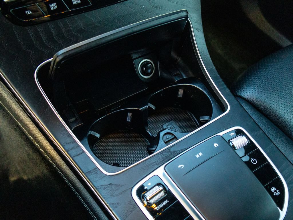 Used 2020 Mercedes-Benz GLC 300 image 28