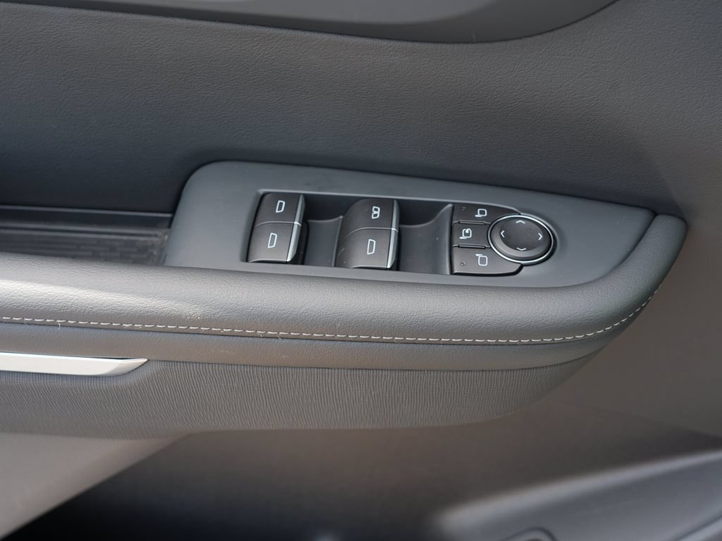 Used 2026 Buick Enclave Sport Touring AWD/4WD image 17