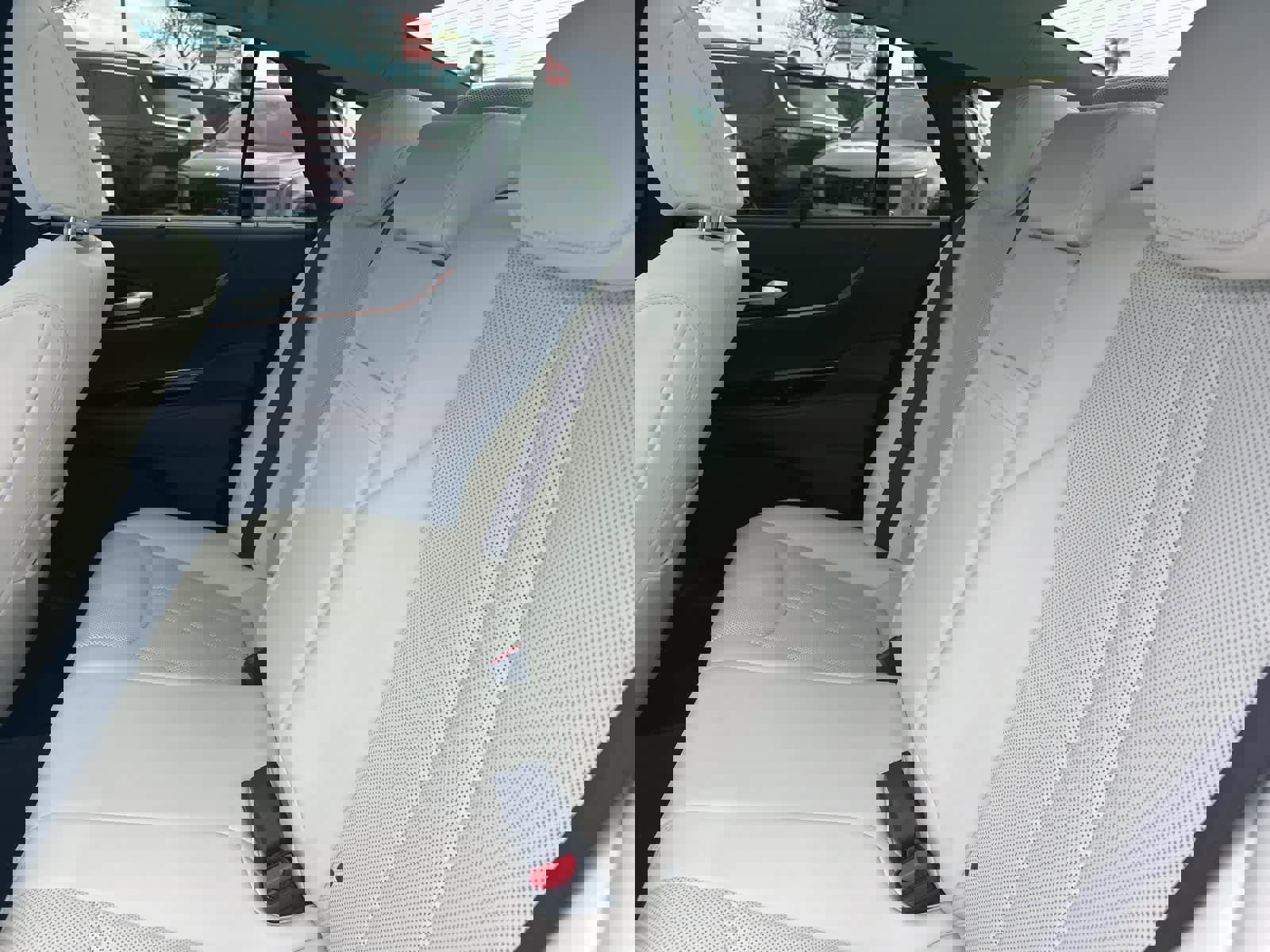 Used 2023 Toyota Mirai image 25