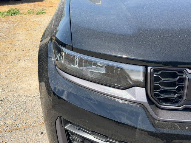 New 2026 Jeep Grand Cherokee Altitude AWD/4WD image 5