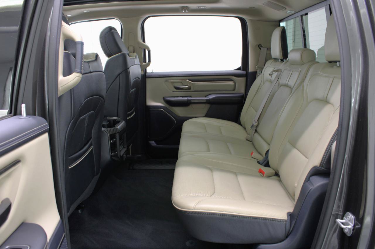 Used 2019 RAM 1500 Limited w/ Advanced Safety Group AWD/4WD image 43