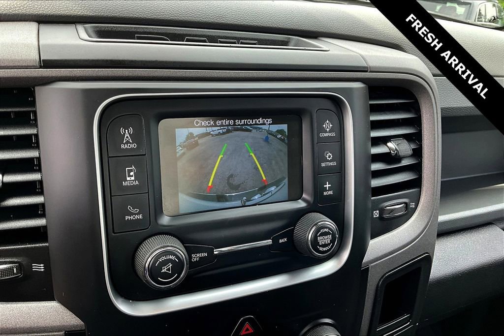 Used 2018 RAM 3500 Tradesman w/ Chrome Appearance Group RWD image 14