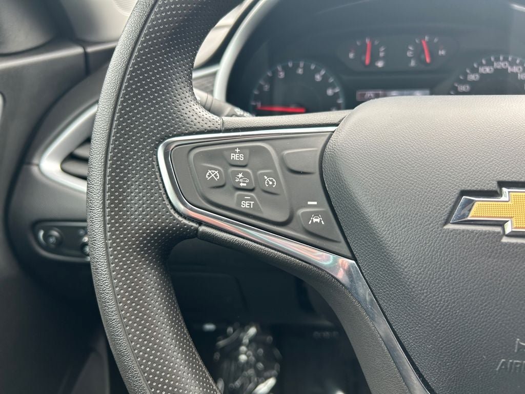 Used 2023 Chevrolet Malibu LT FWD image 15