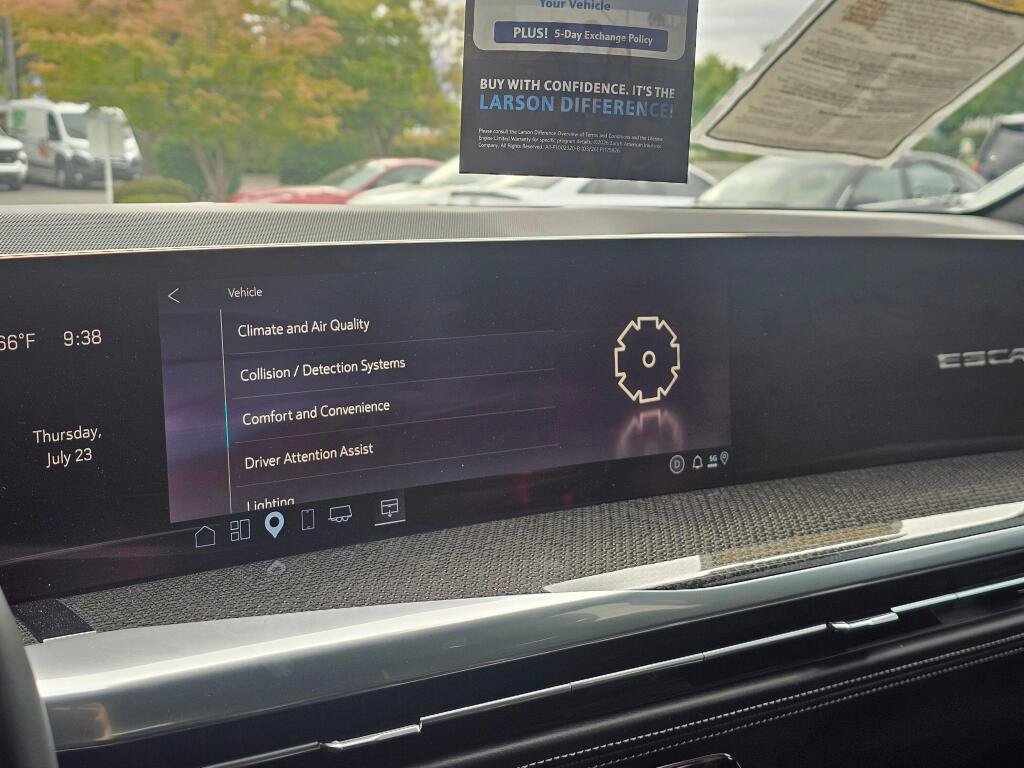 Used 2025 Cadillac Escalade V AWD/4WD image 41