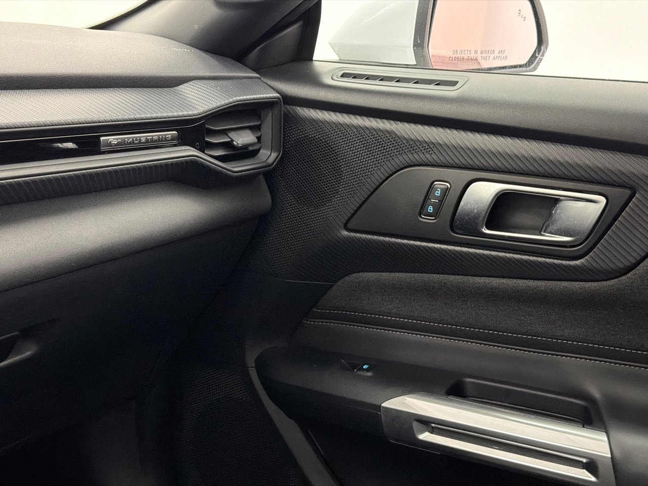 Used 2024 Ford Mustang Coupe image 26