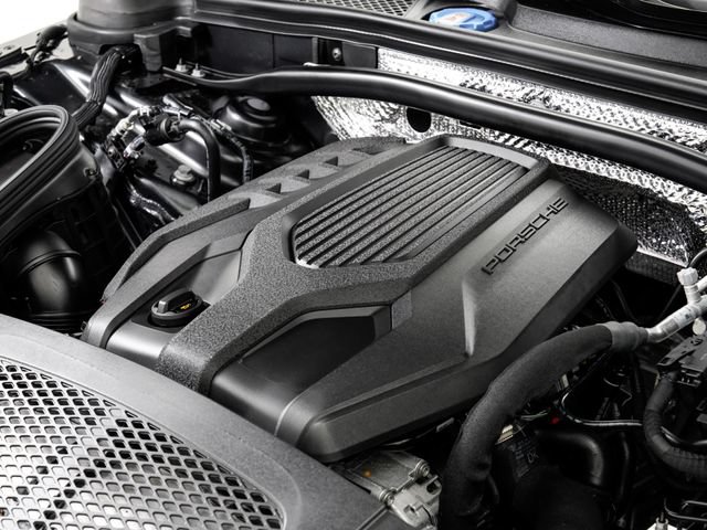 Certified 2026 Porsche Macan AWD/4WD image 30