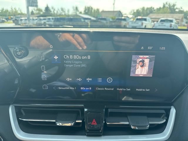 New 2026 Chevrolet TrailBlazer LT w/ LT Cold Weather Package AWD/4WD image 17