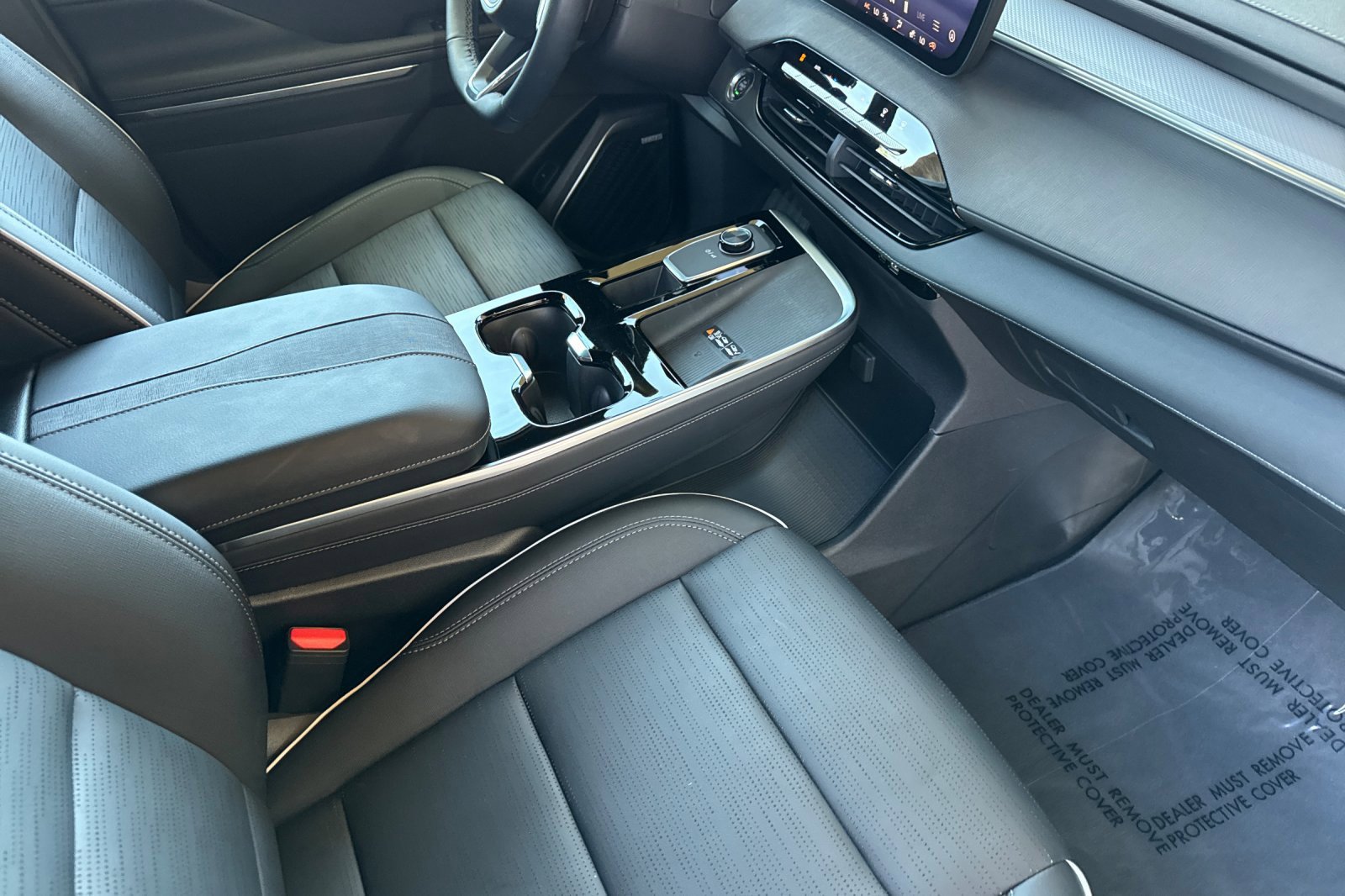 Certified 2026 Buick Enclave Sport Touring FWD image 18