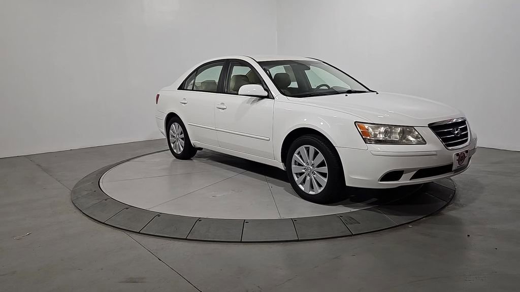 Used 2010 Hyundai Sonata GLS image 8