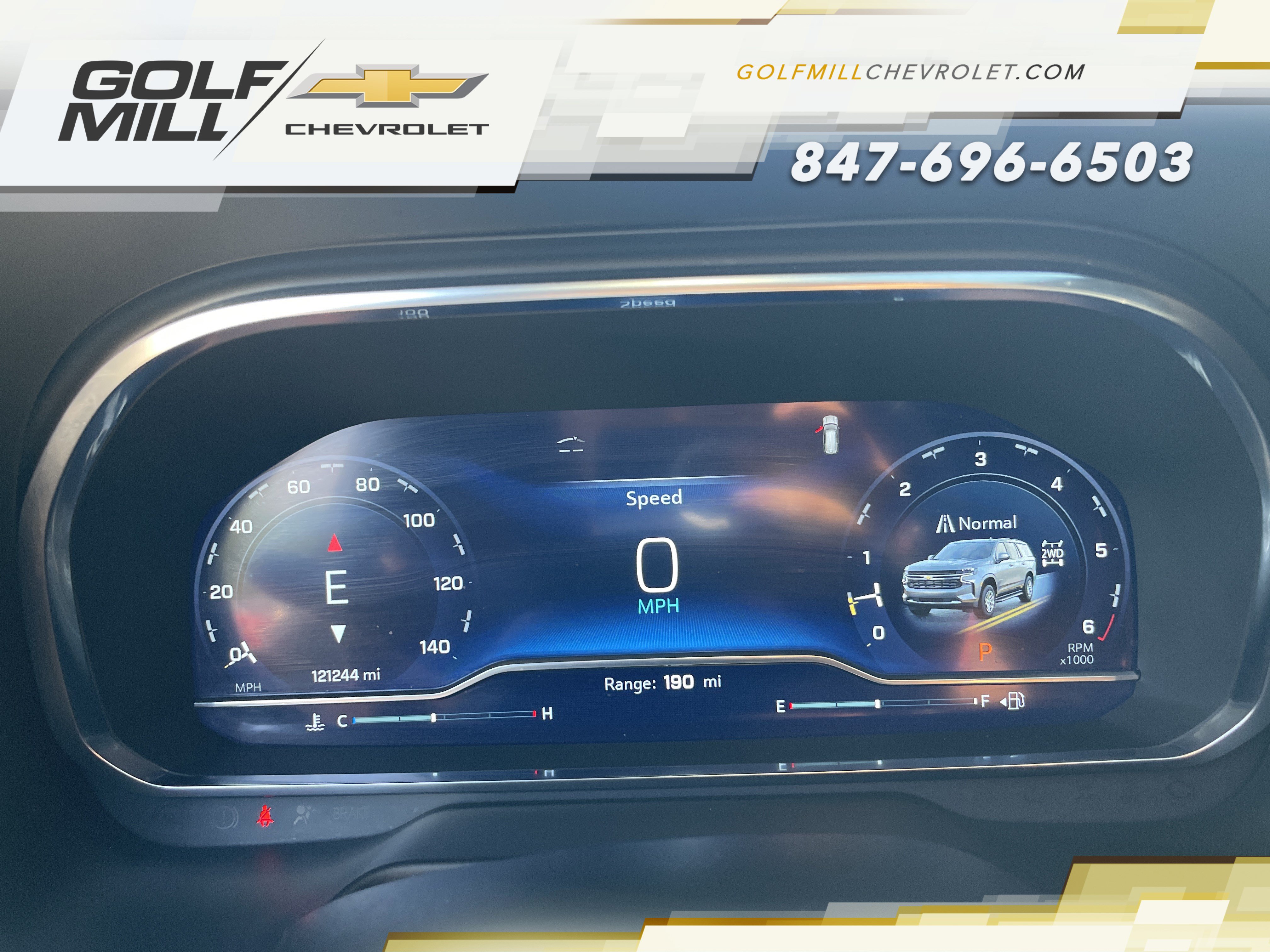 Used 2024 Chevrolet Suburban RST w/ Luxury Package AWD/4WD image 17