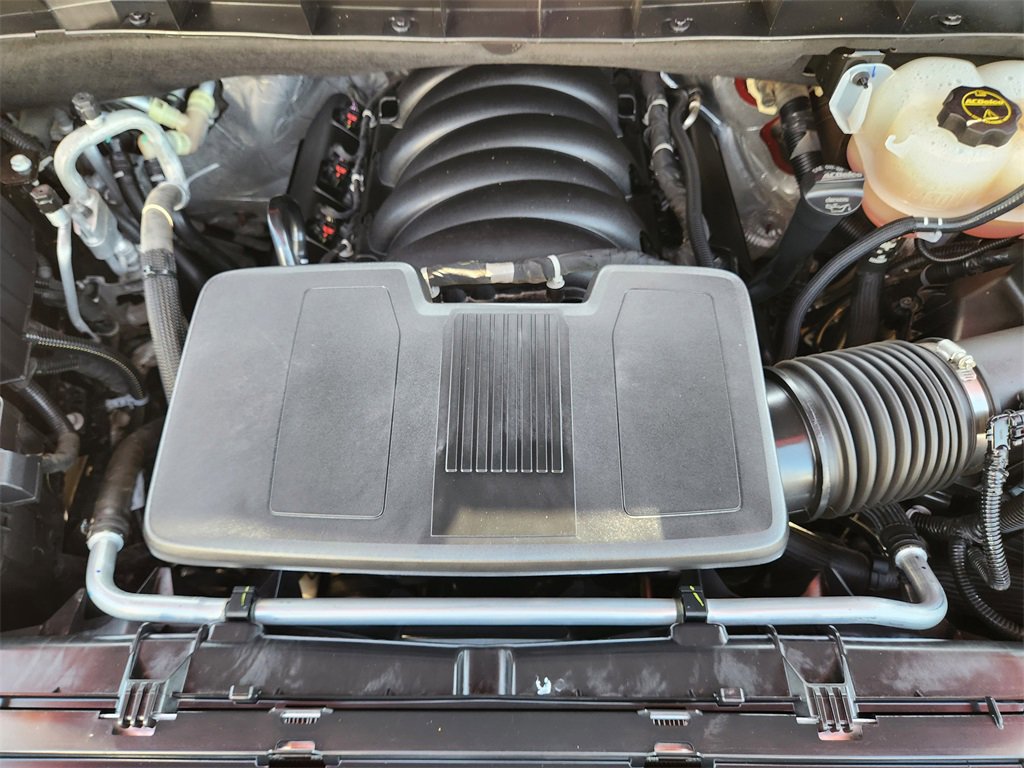 Used 2024 GMC Yukon XL AT4 w/ Technology Package image 35