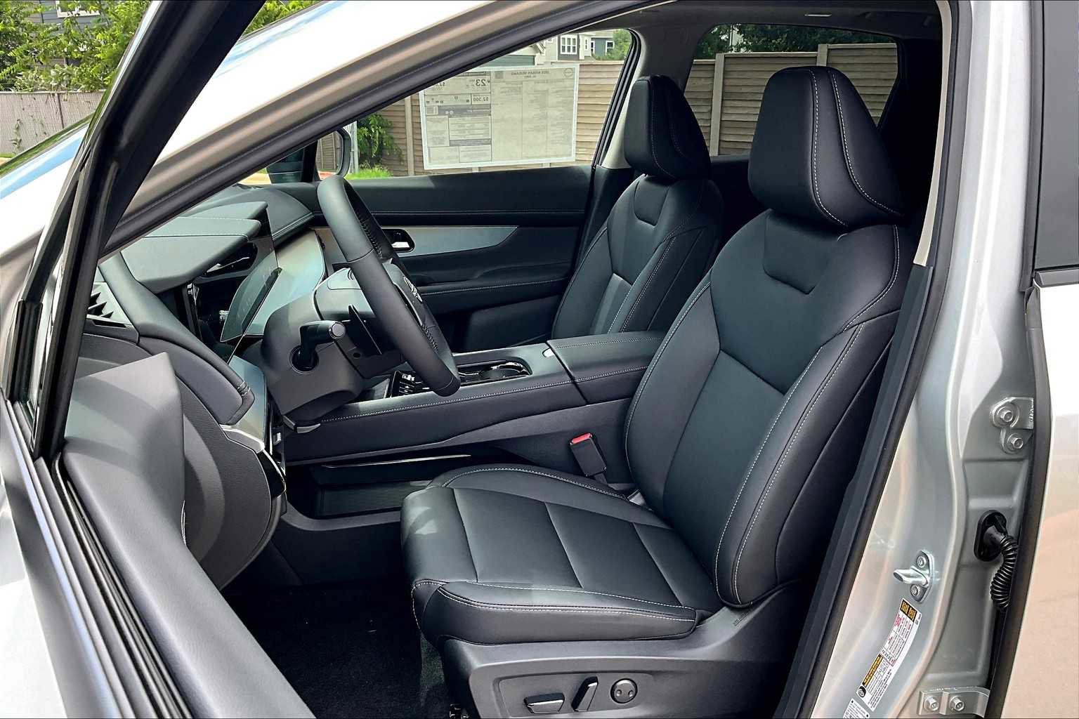 New 2025 Nissan Murano SL image 15