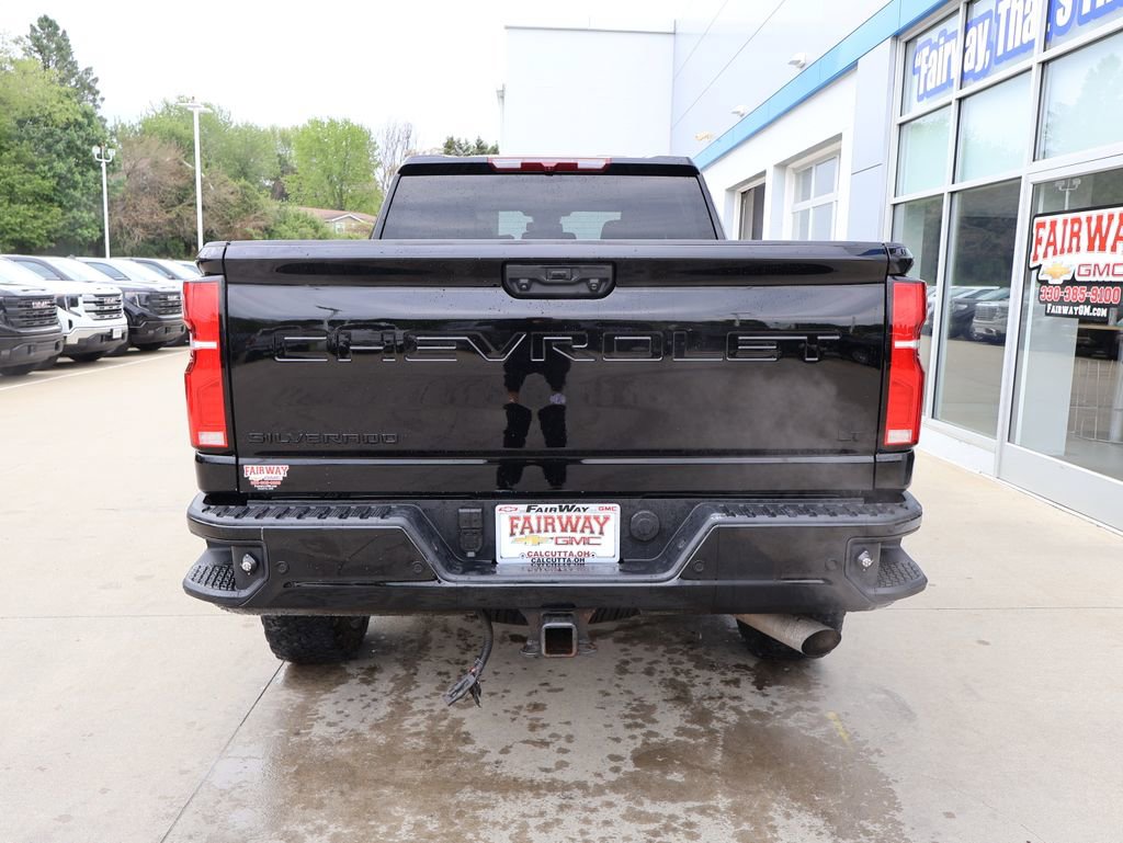 Used 2025 Chevrolet Silverado 2500 LT w/ Trail Boss Package AWD/4WD image 9