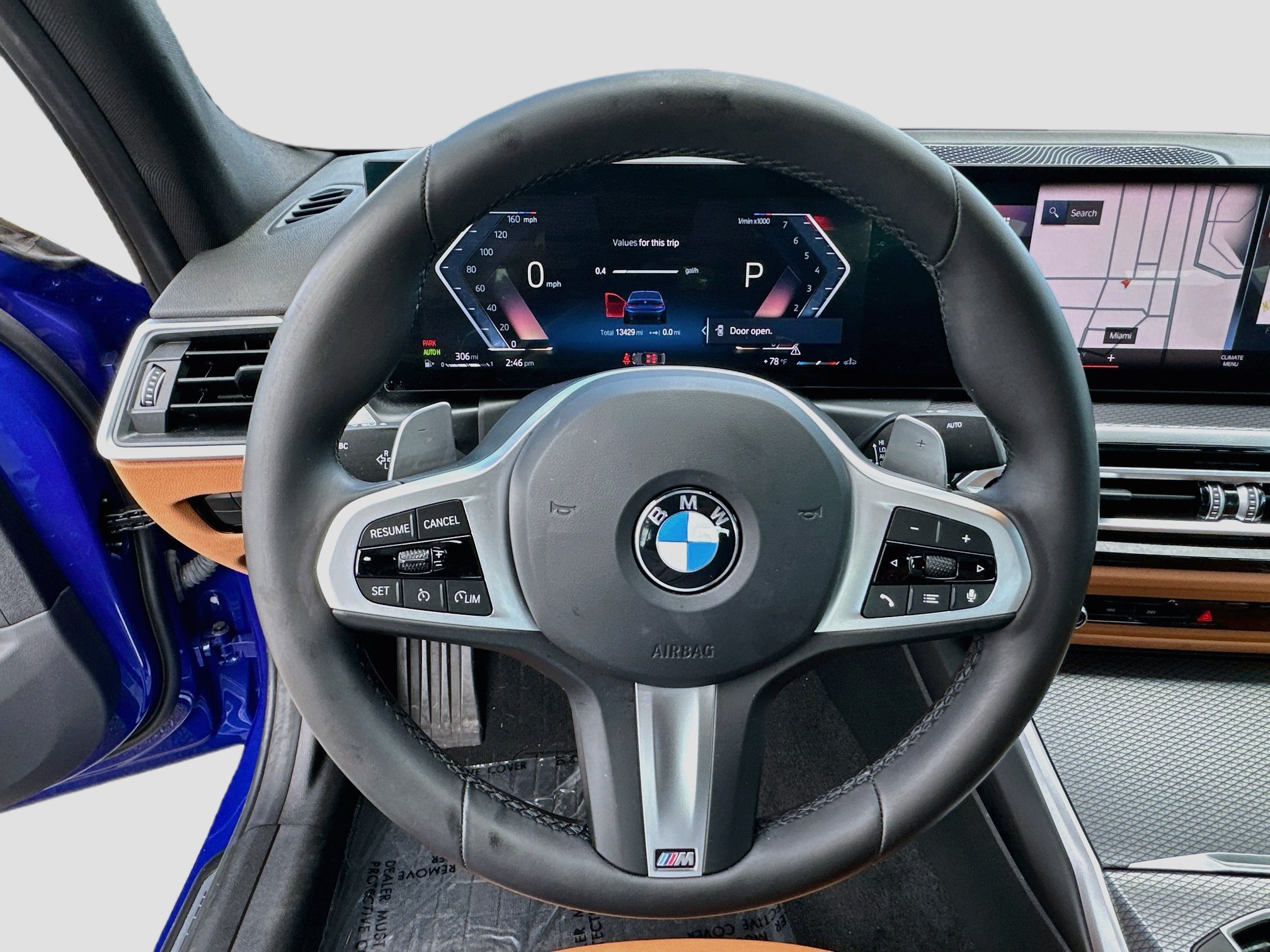 Used 2024 BMW 330i Sedan w/ M Sport Package RWD image 11