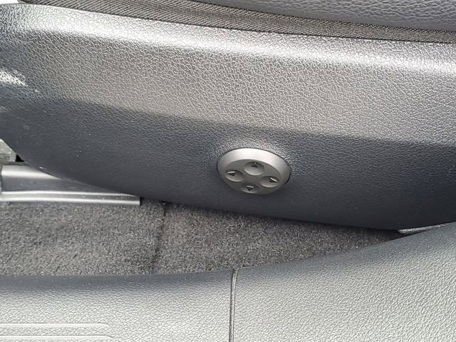 Used 2024 Mercedes-Benz E 350 4MATIC Sedan w/ Driver Assistance Package image 7