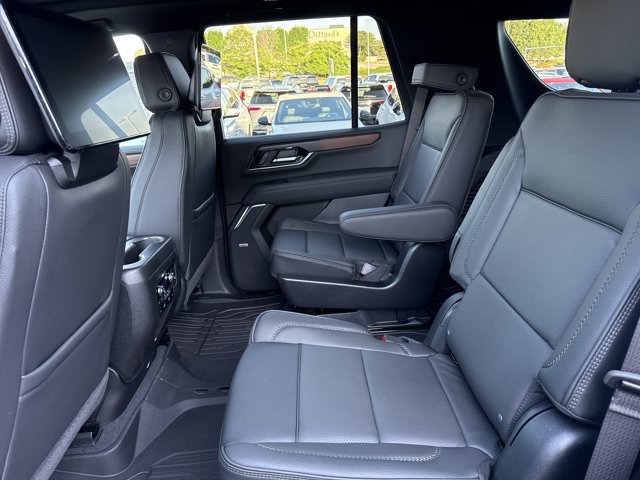 New 2026 GMC Yukon Denali w/ Denali Reserve Package AWD/4WD image 6