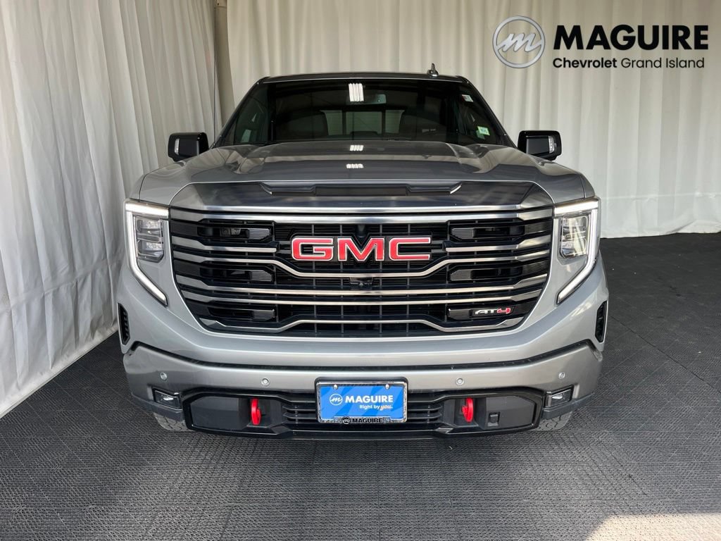 Used 2024 GMC Sierra 1500 AT4 w/ AT4 Premium Package AWD/4WD image 29