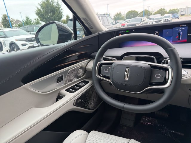 New 2026 Lincoln Nautilus Reserve AWD/4WD image 17