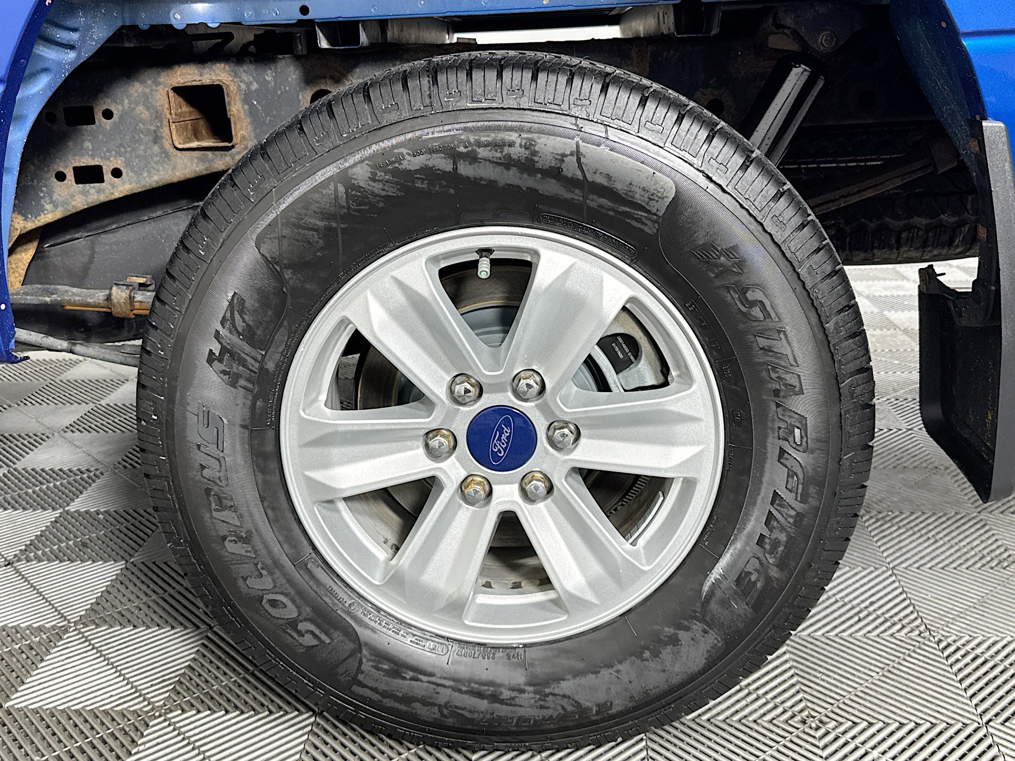 Used 2017 Ford F150 XLT image 33